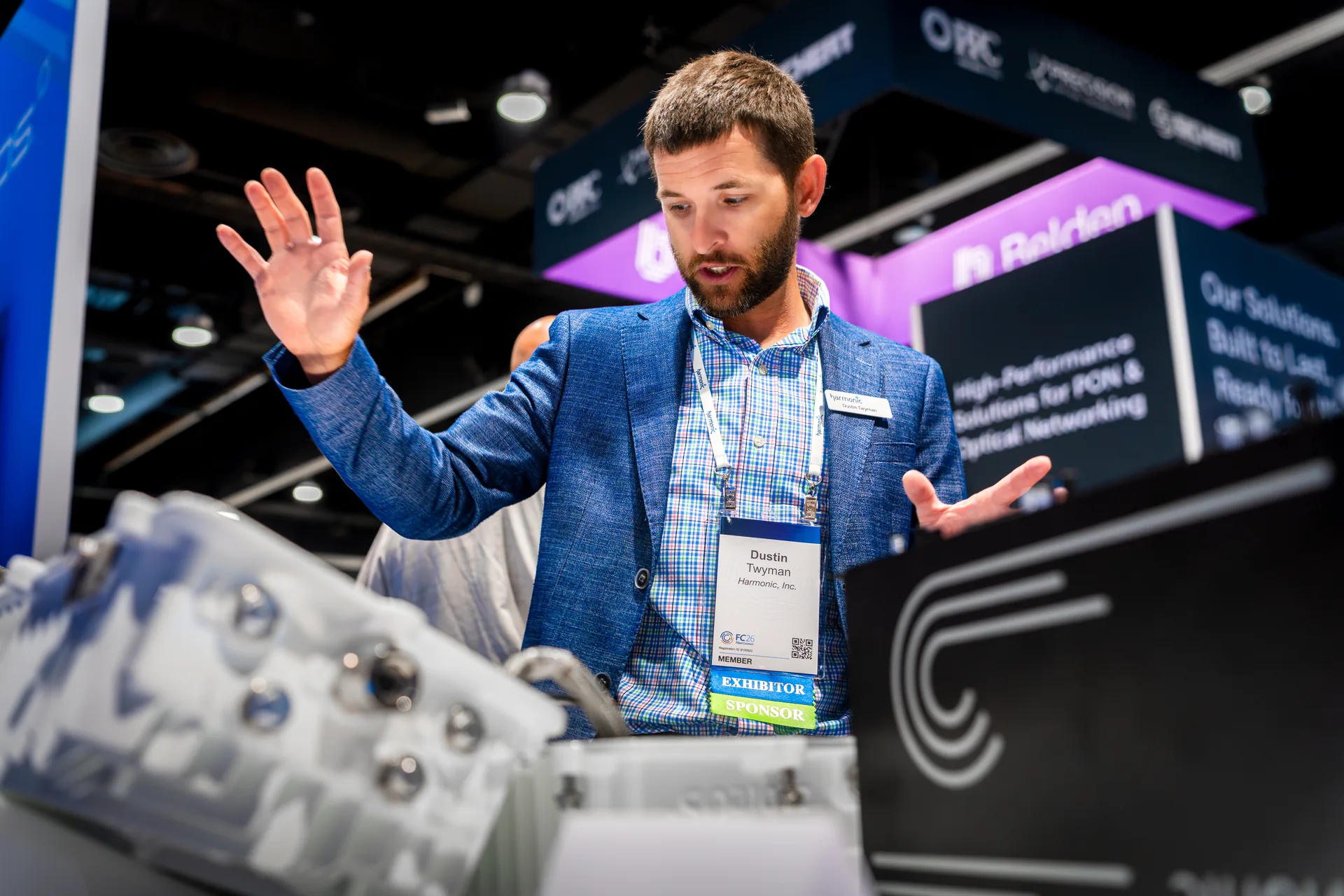 Harmonic FiberConnect product demonstration at a trade show